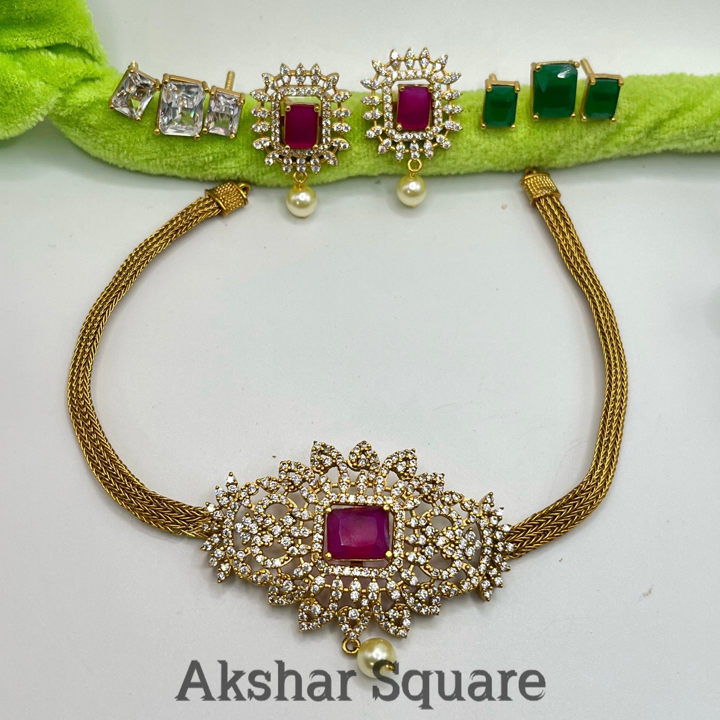 Changeable Stone Choker Necklace