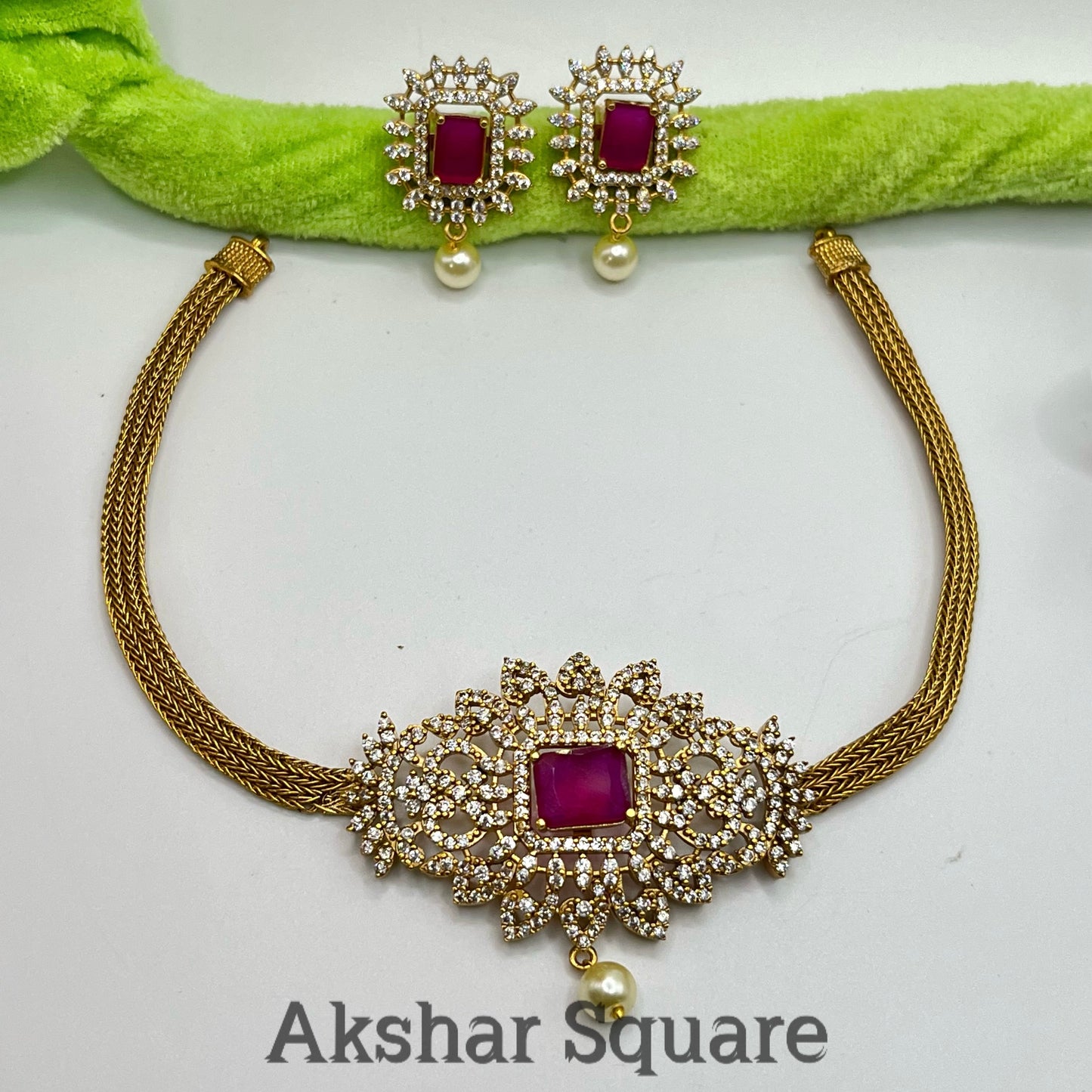 Changeable Stone Choker Necklace