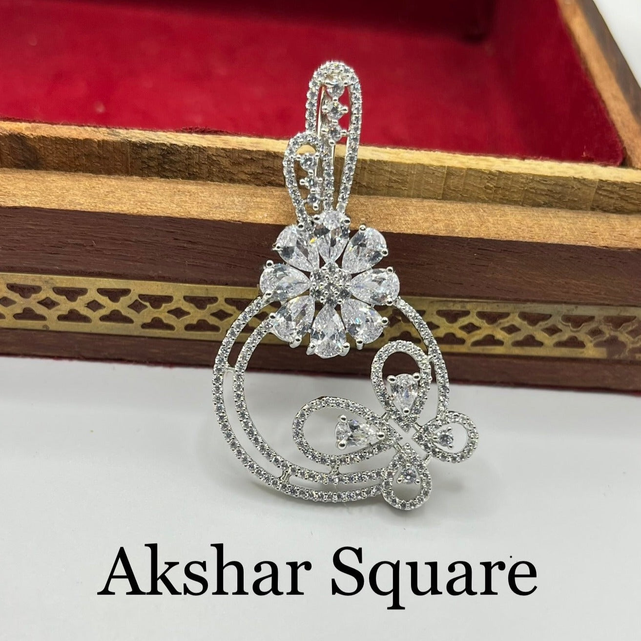 Rhodium finish pendant set