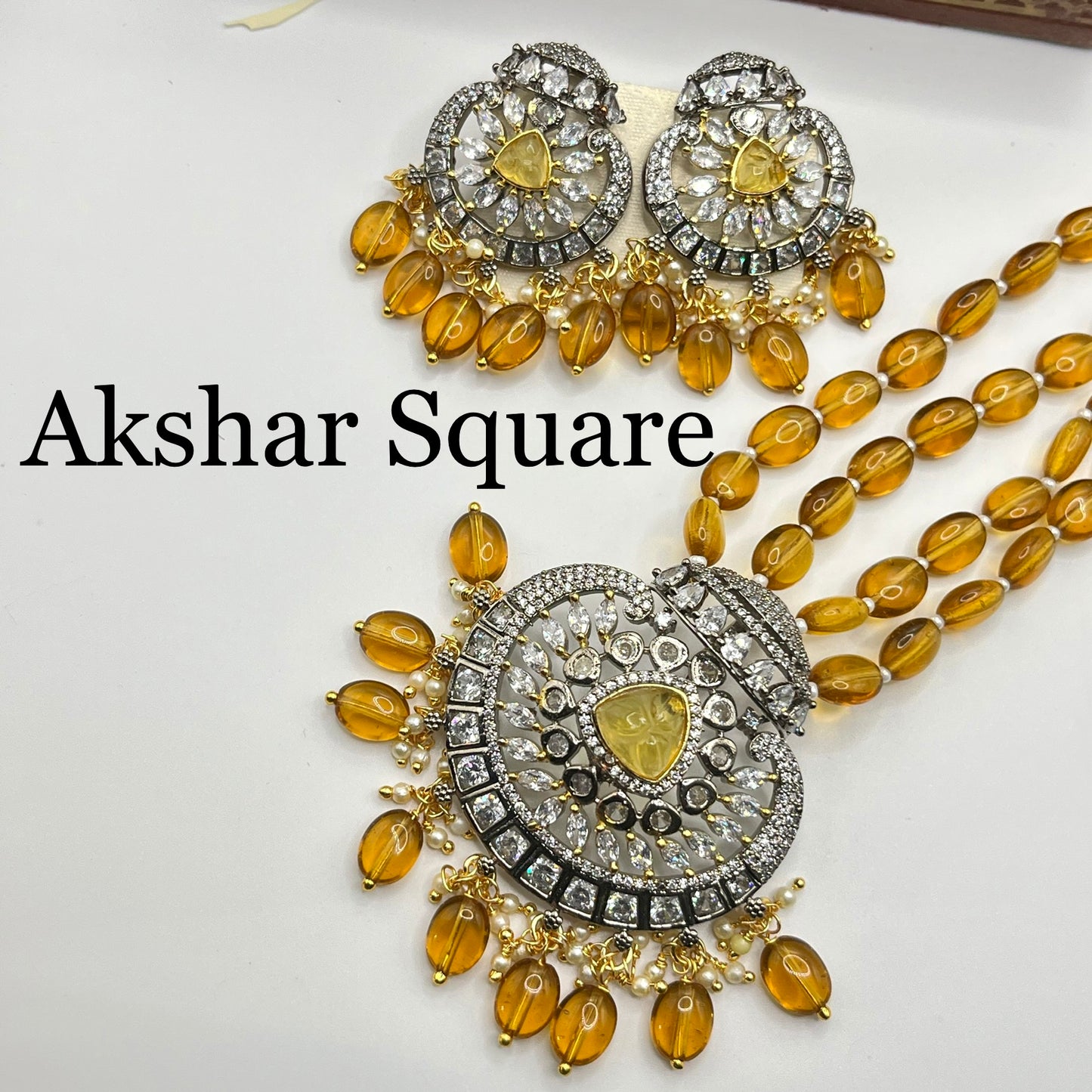 Victorian glass beads Necklace set