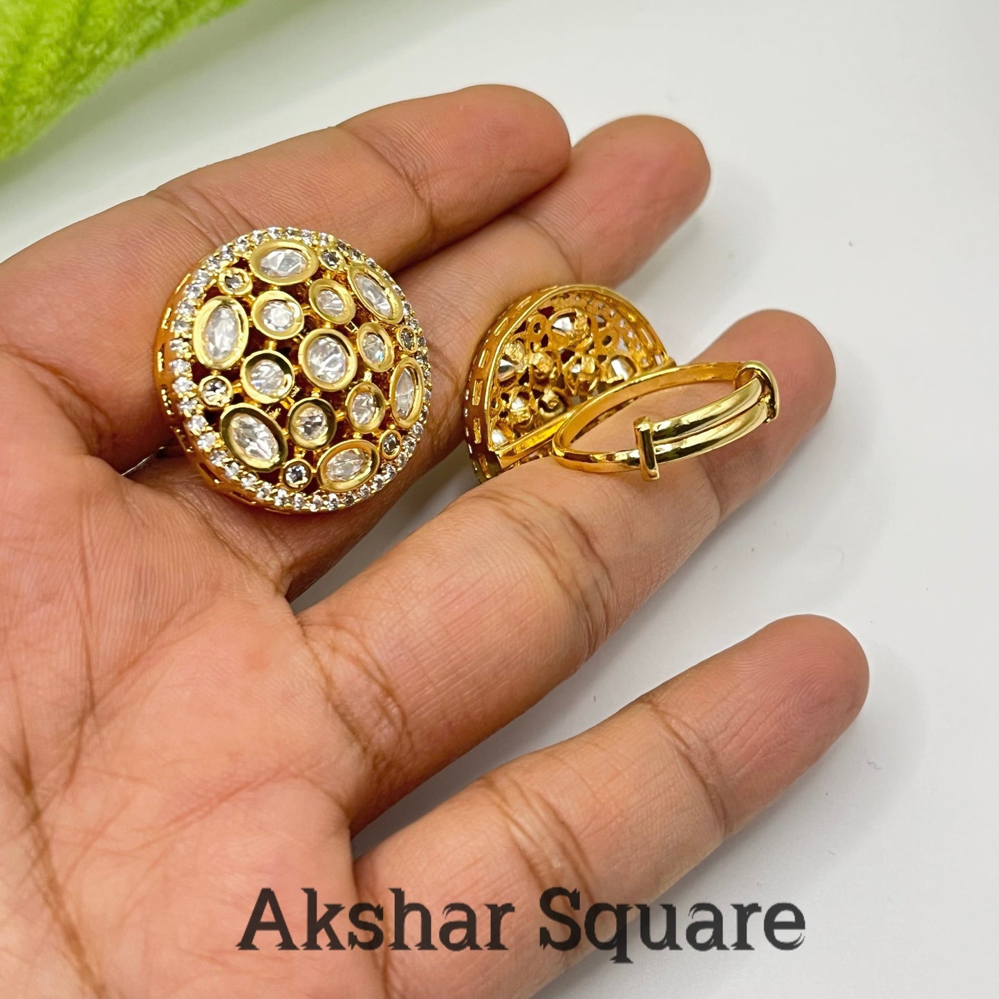 Gold finish kundan Finger ring