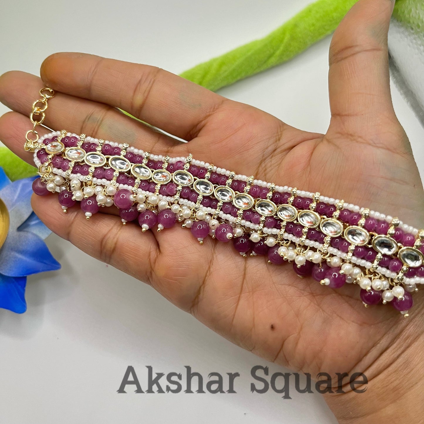Dabi kundan & beads loose bracelet